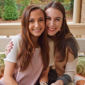 Meet your Posher, Caroline